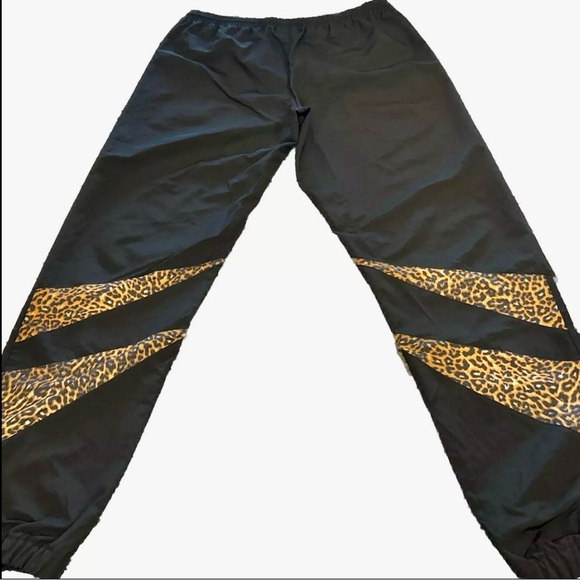 ADIDAS ORIGINALS Men's Joggers Black Track Pants Sz Medium BRAND NEW! - Picture 8 of 16